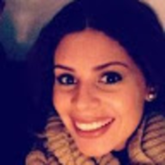 Meet your Posher, Kira - Picture 1 of 1